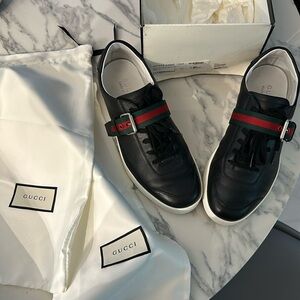 GUCCI patent leather sneakers w bags & box!